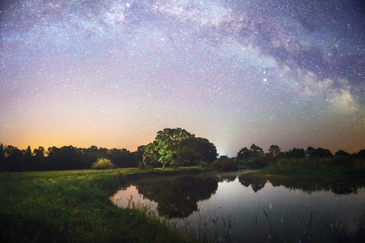 星空　湖畔